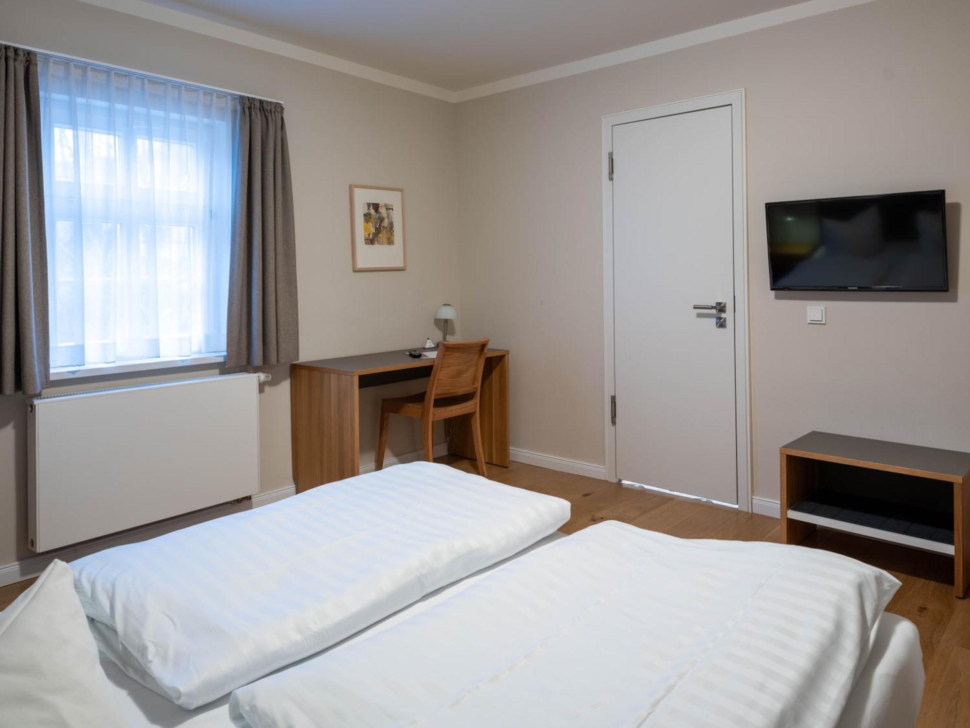 Gaestehaus Nikolai Эрфурт Экстерьер фото